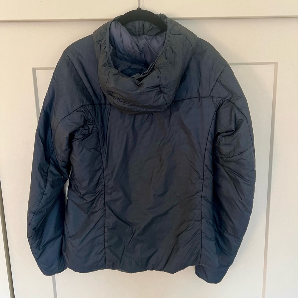 Arc'teryx Dark Navy Outdoor Jacket
NUCLEI FL JACKET WOMEN’S - Picture 2 of 5